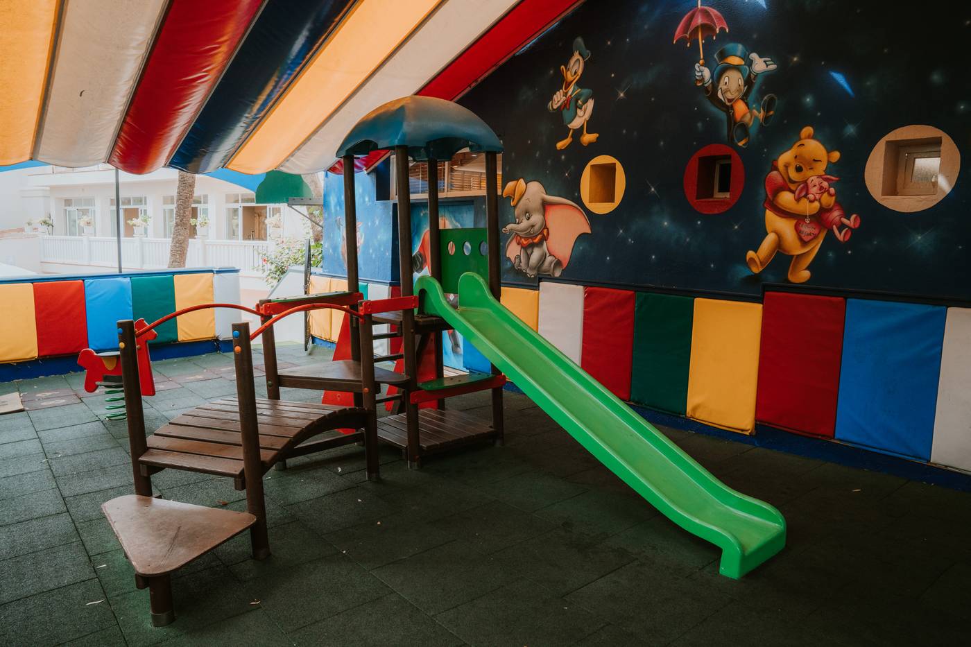 Crown-Resorts-General-view-48