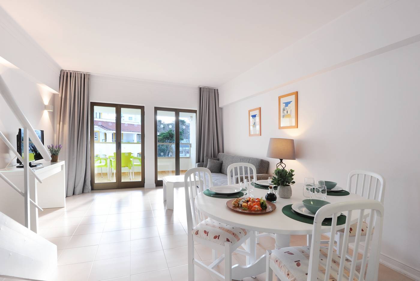 Clube-Do-Lago-Room-25