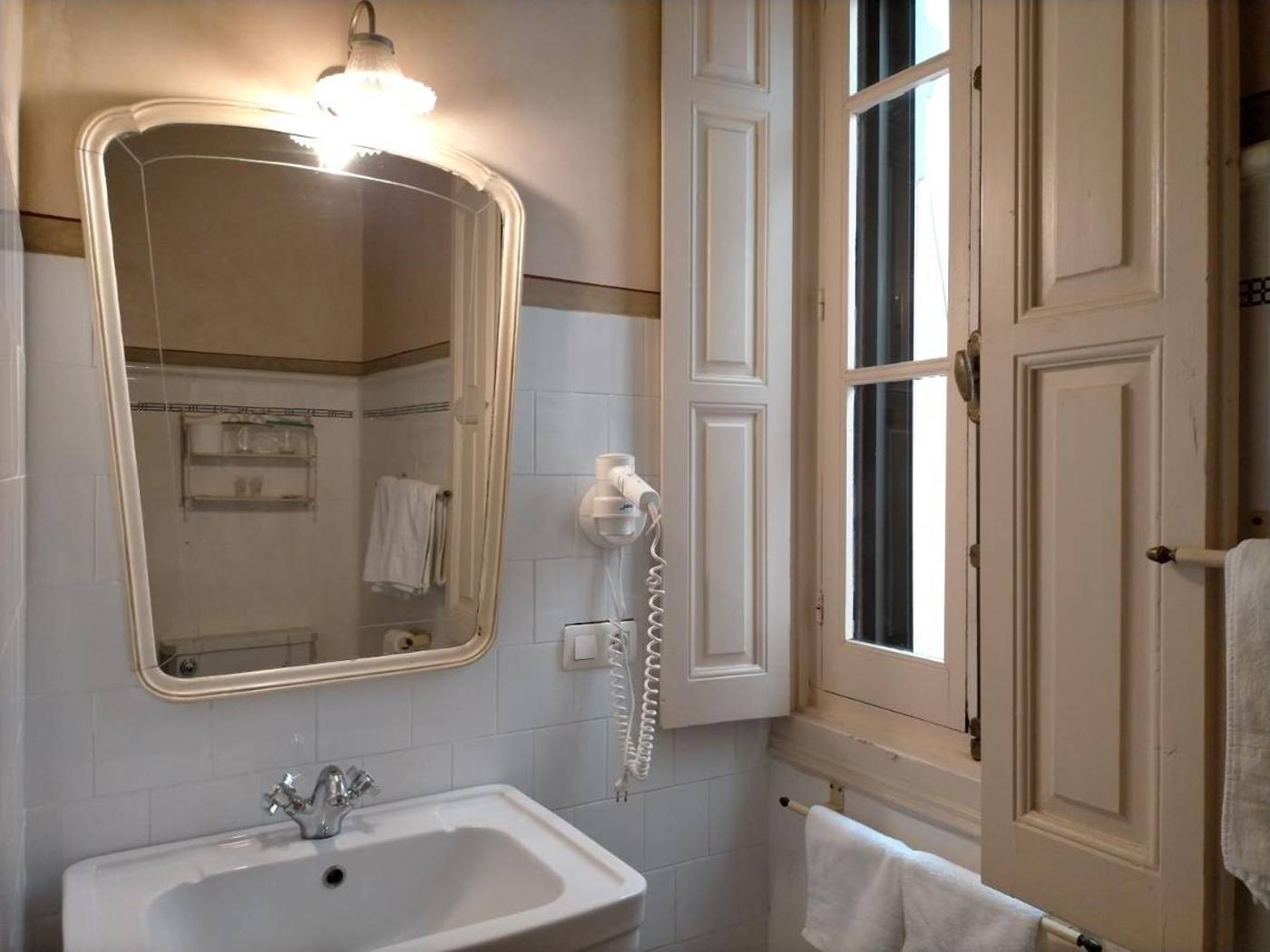 La Casona del Sella-Spain-ARRIONDAS-Room-10