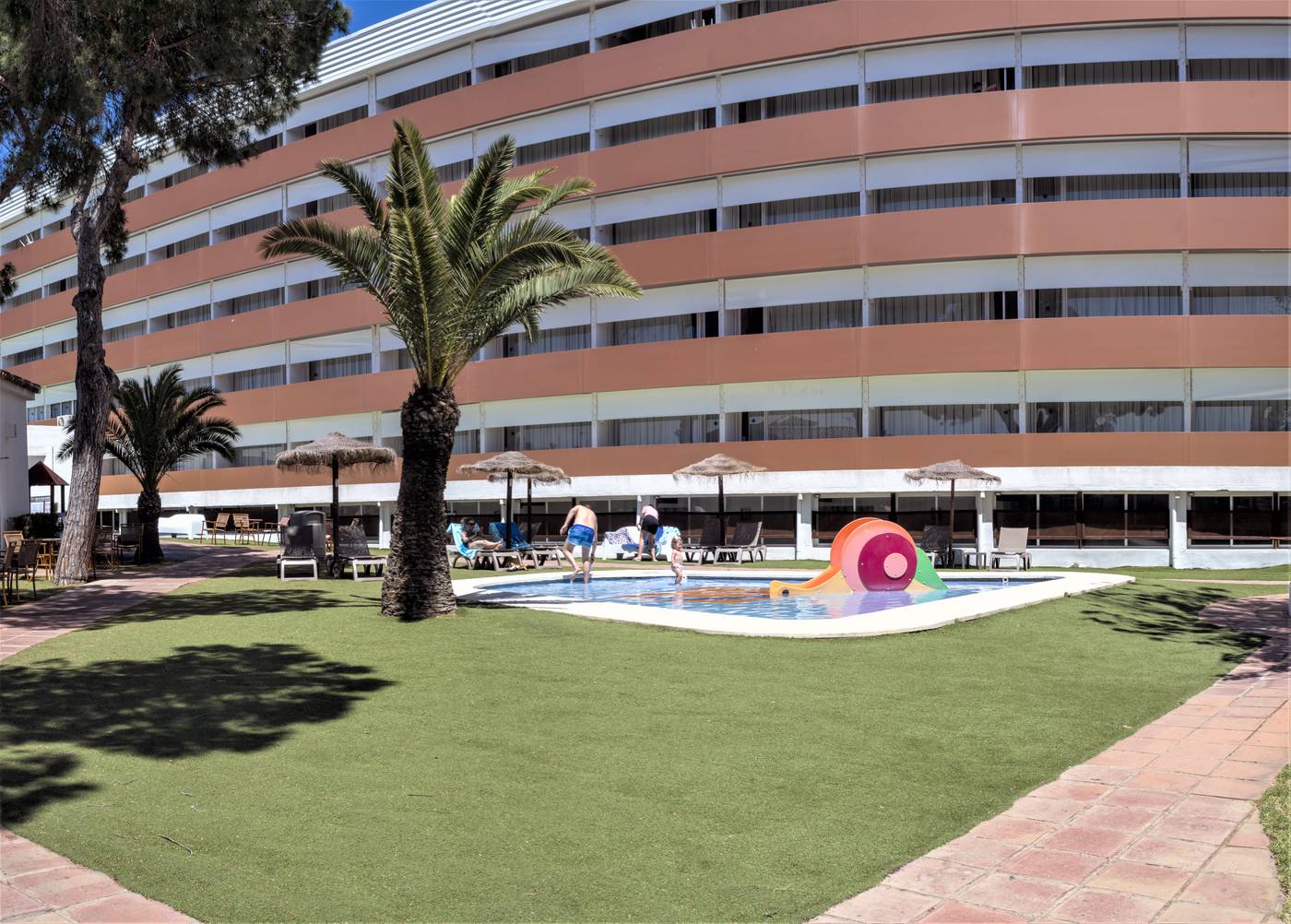Carabela-Beach---Golf-Hotel-Pool-4