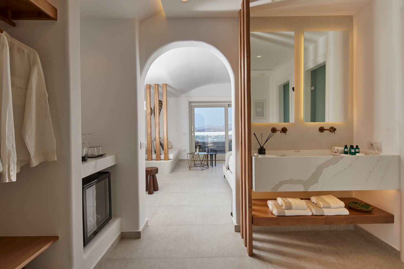 Phos-The-Boutique-Luxury-Hotel---Villas-Room-24