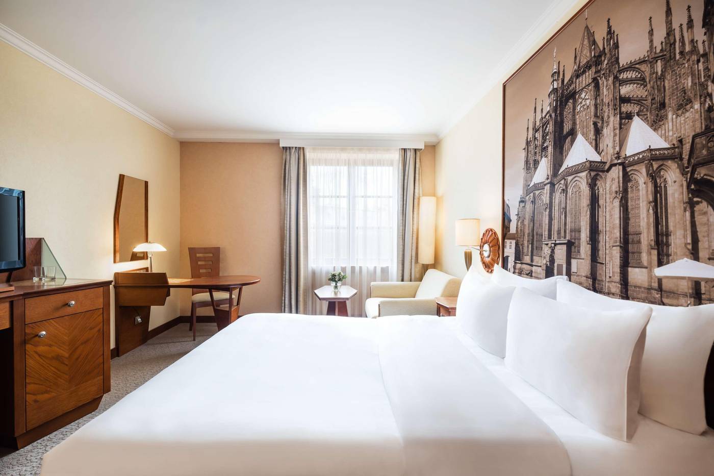Lindner-Hotel-Prague-Castle--part-of-JdV-by-Hyatt-Room-25