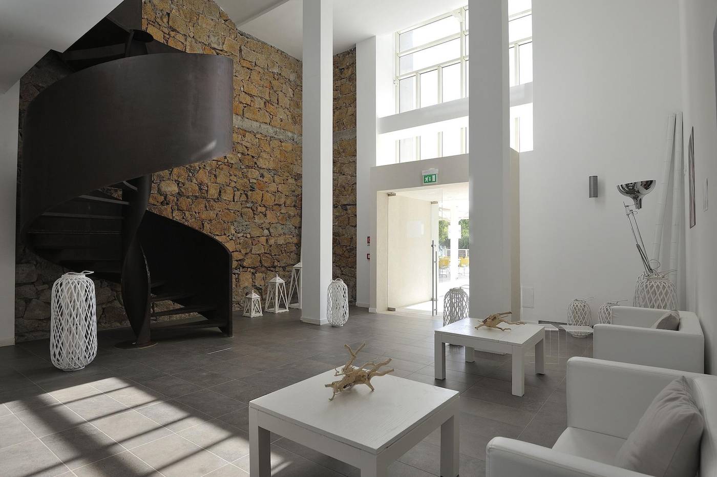 Hotel-Club-Torre-Salinas---Adults-Only-Lobby-36