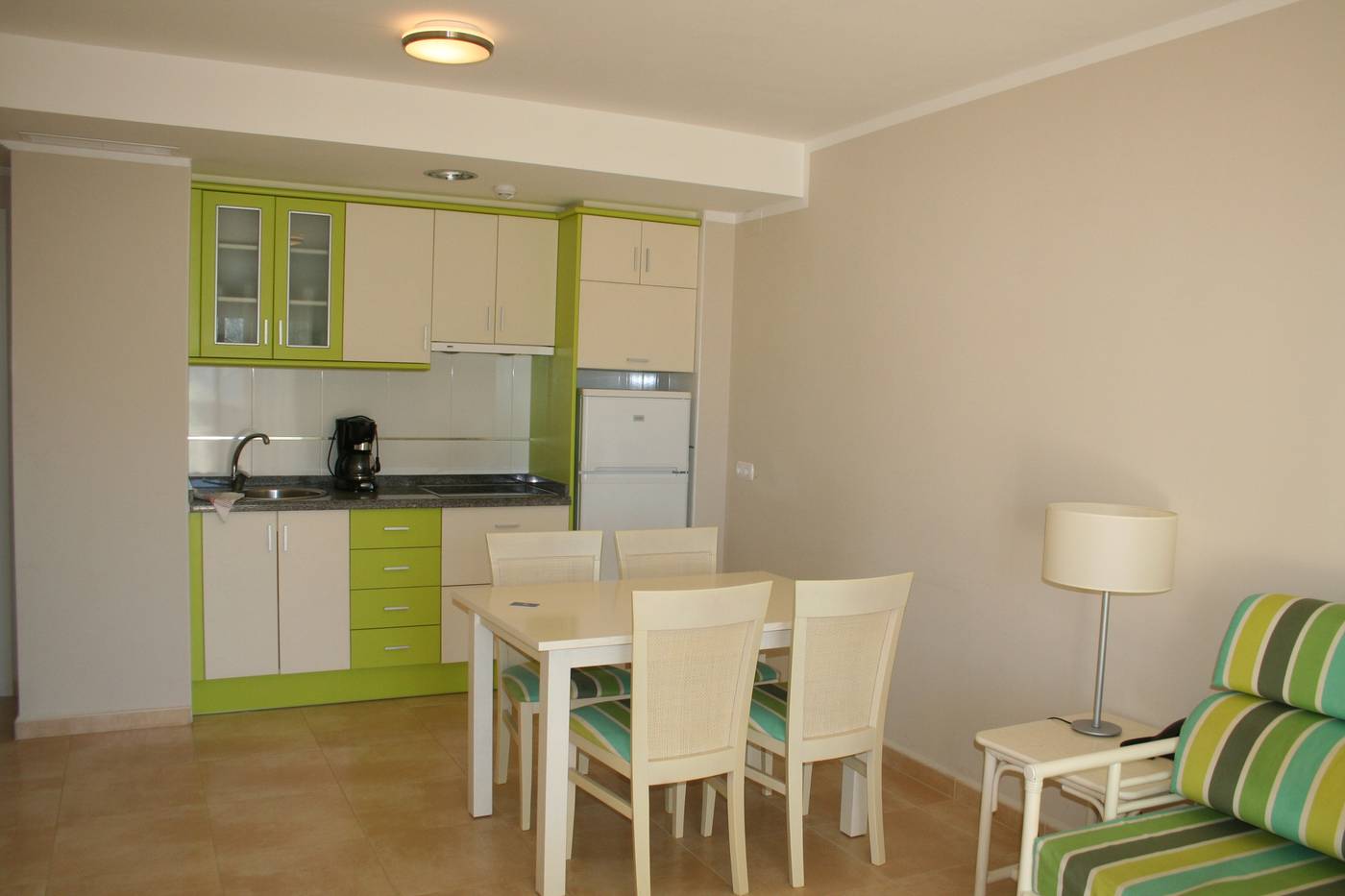 Esmeralda-Suites-Apartments-Room-7