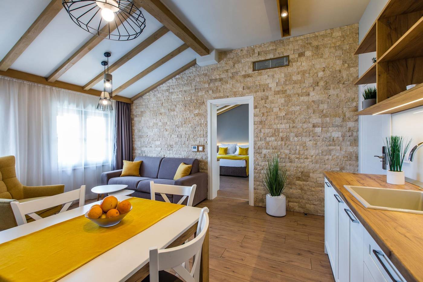 Hillhouse-Plovdiv-Room-42