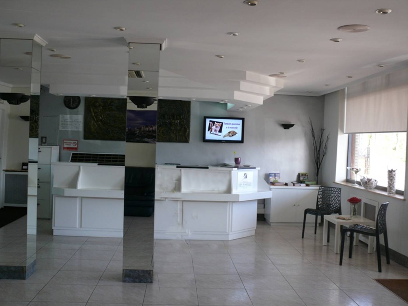 Los Angeles-Spain-BOO DE GUARNIZO-Lobby-4