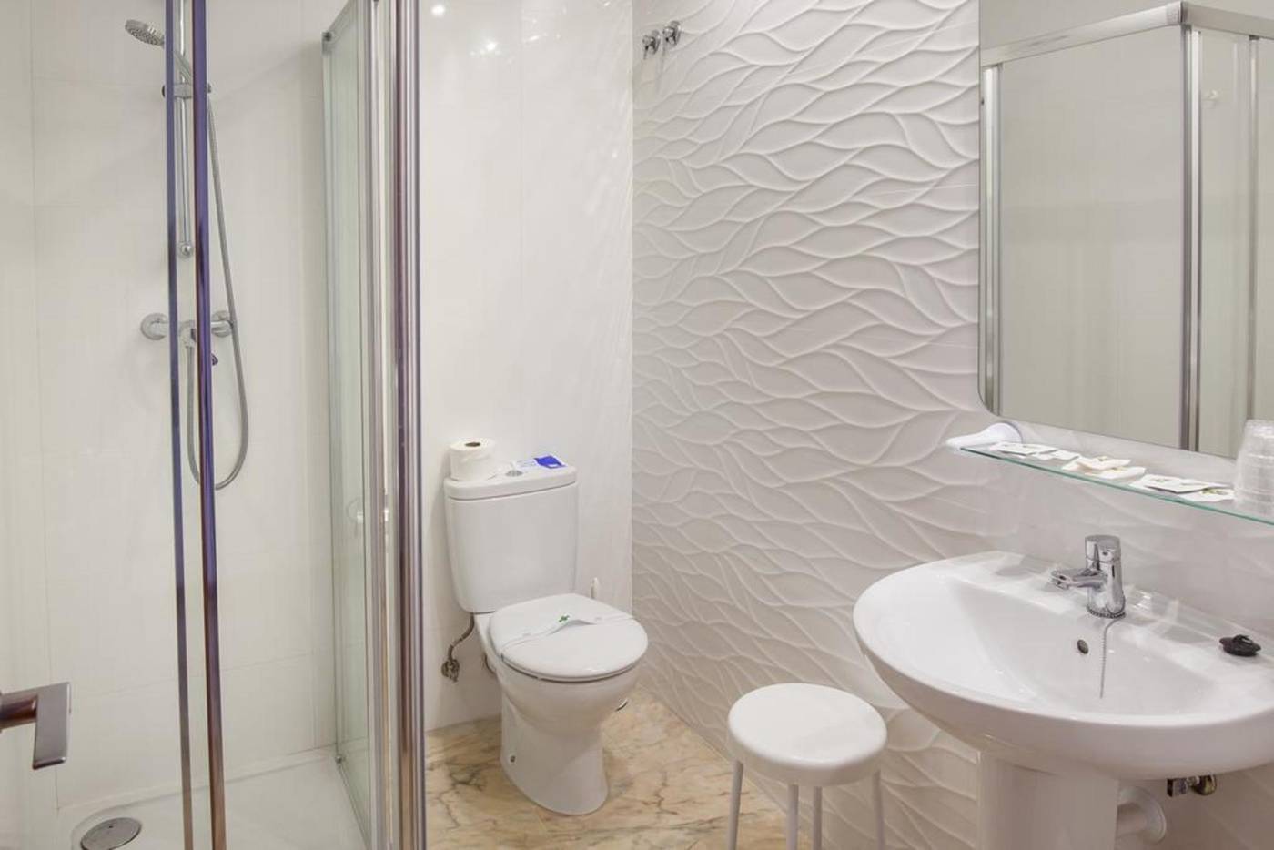 Port-Europa--Room-29