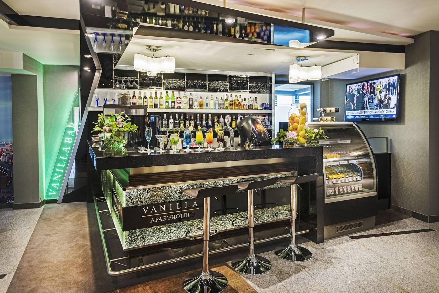 Vanilla-Aparthotel-Bar-17