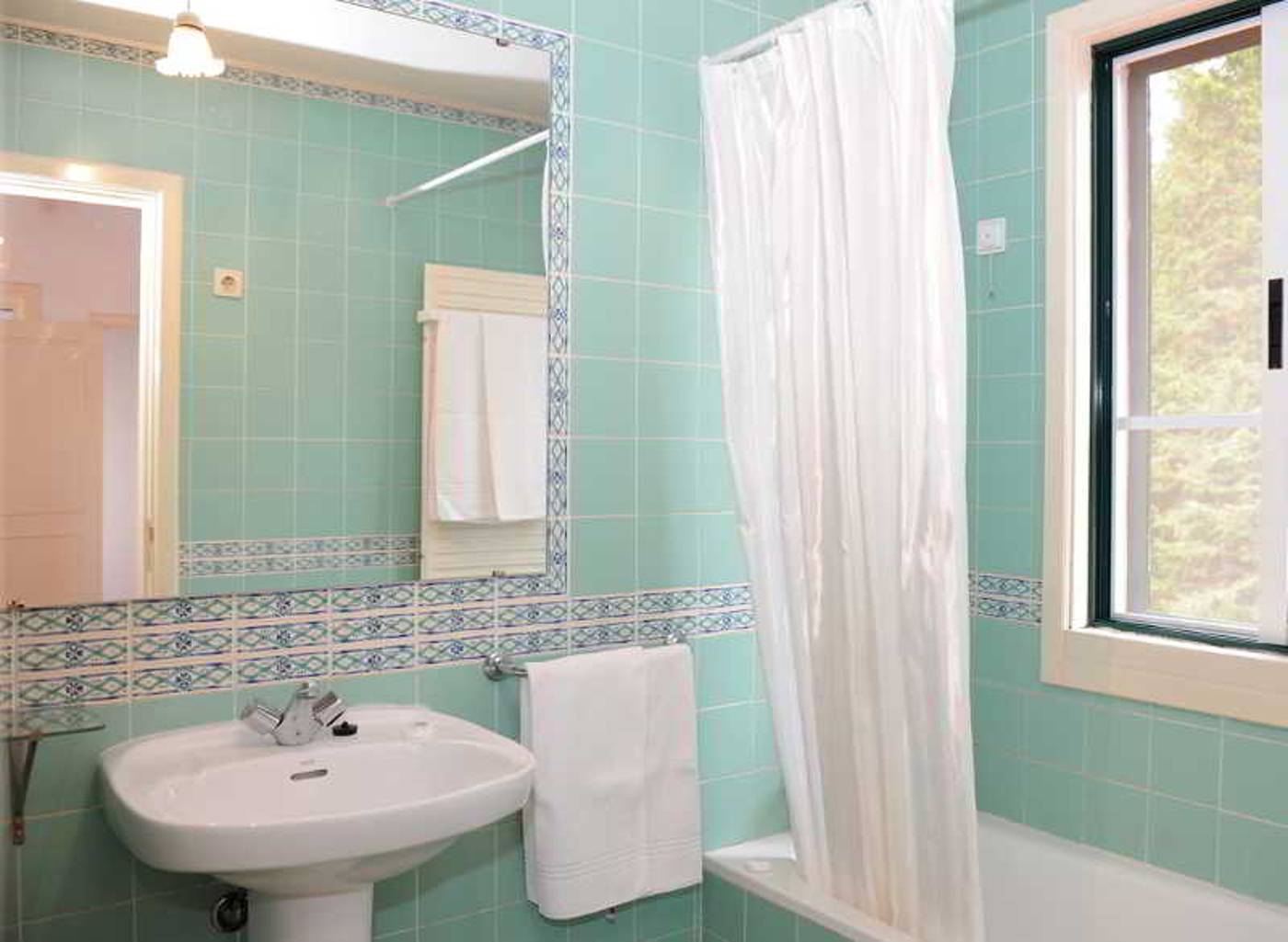 Quinta-Santo-Antonio-Da-Serra-Room-39