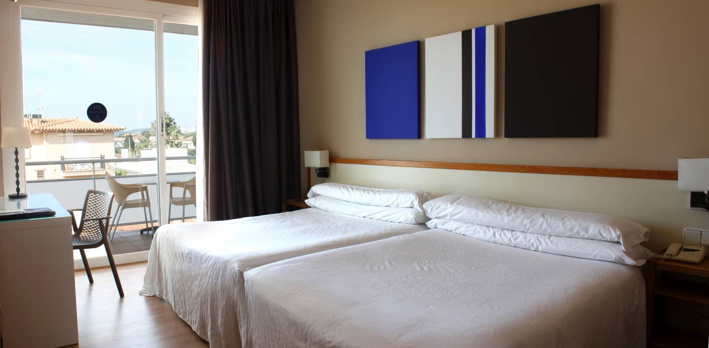 Subur-Maritim-Room-12
