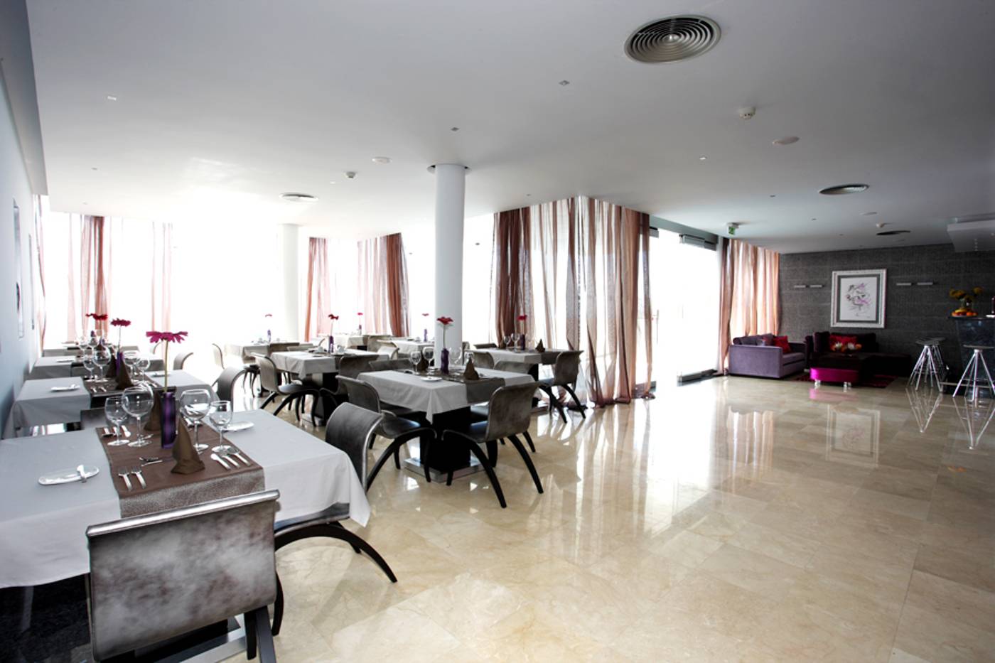 Hotel-Apartamentos-Baia-Brava-Restaurant-15