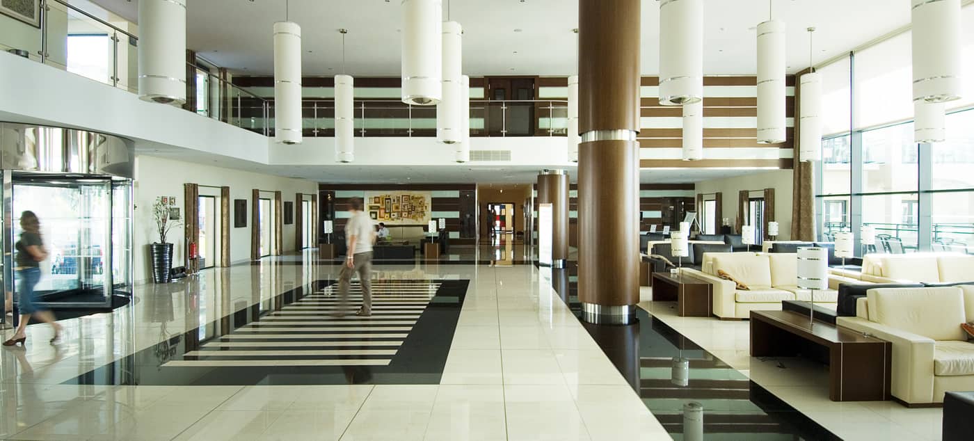 Hotel-Vila-Gale-Santa-Cruz-Lobby-20