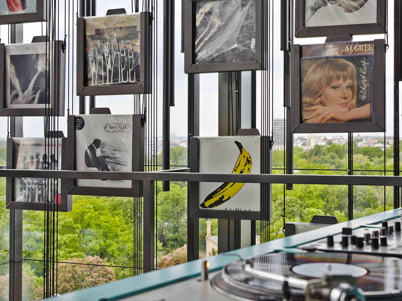 25hours-Hotel-Bikini-Berlin-Bar-22