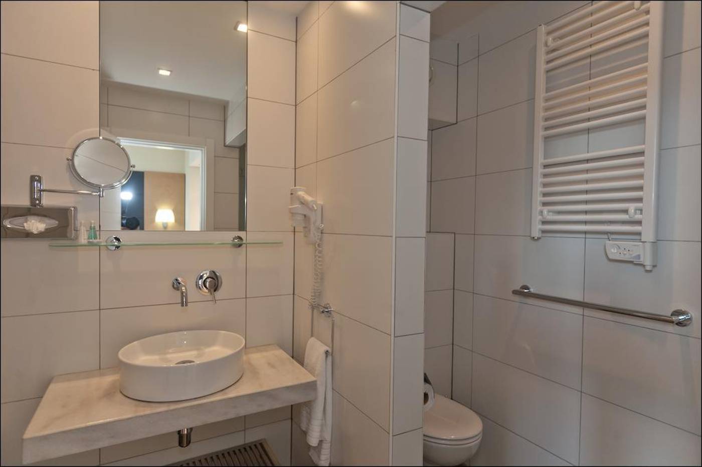 B-Aparthotel-Grand-Place-General-view-15