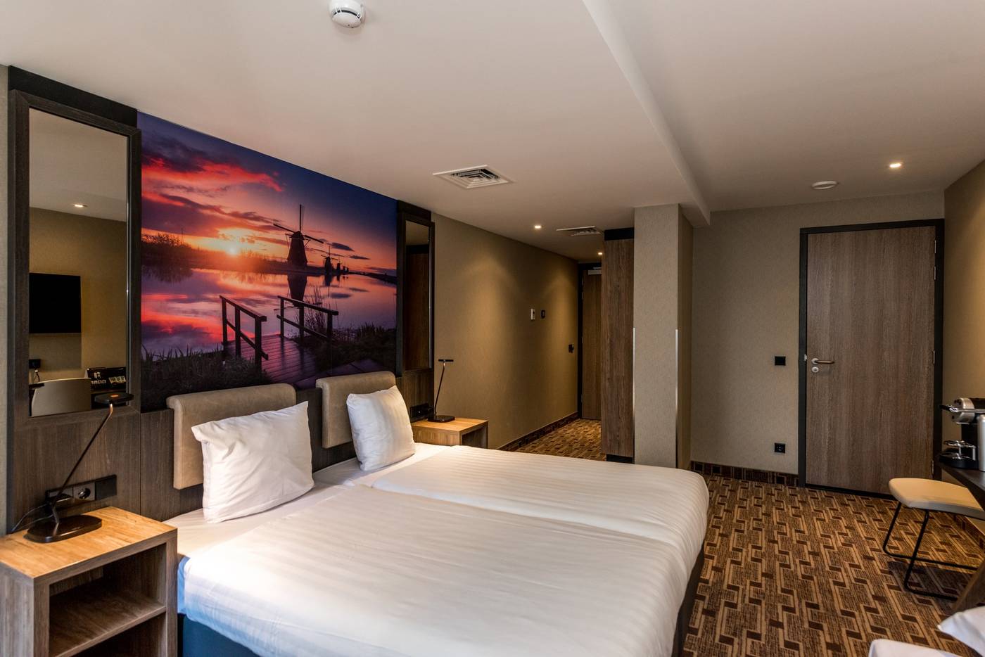 Xo-Hotel-Inner-Room-13