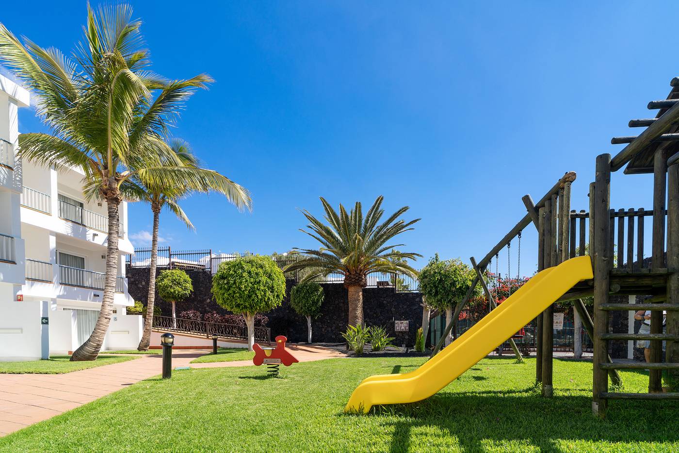 Plus-Fariones-Apartamentos-General-view-59