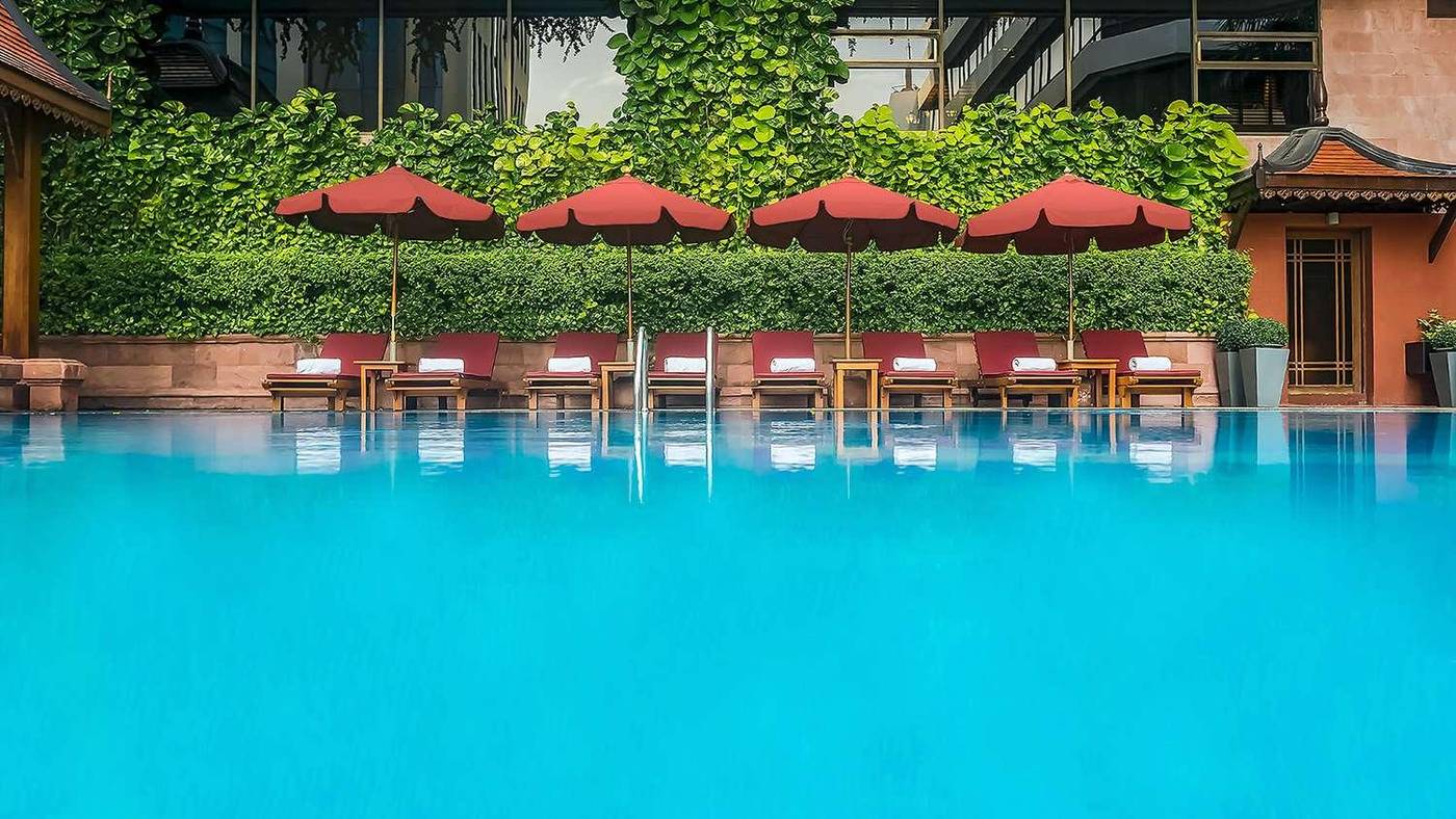 The-Landmark-Bangkok-Pool-4