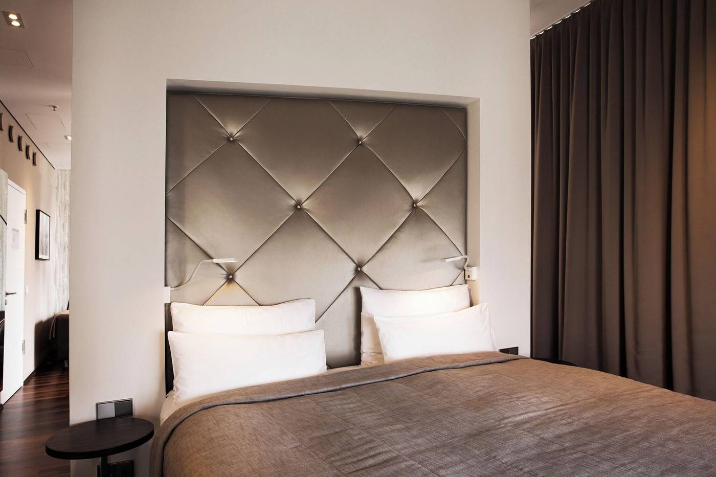 Cosmo-Hotel-Berlin-Mitte-Room-17