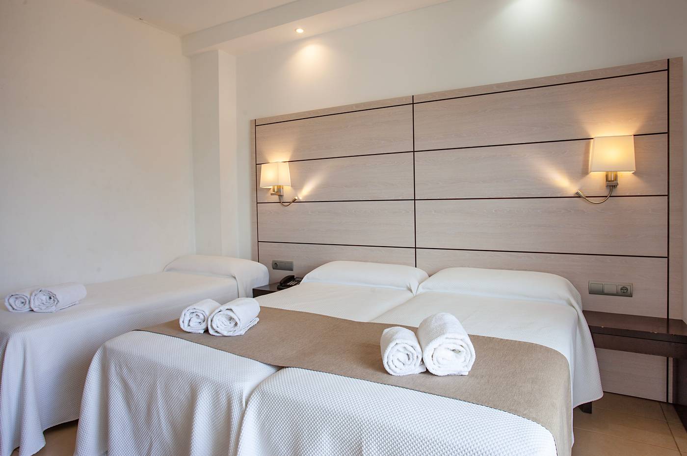 Puchet-Hotel-Room-85