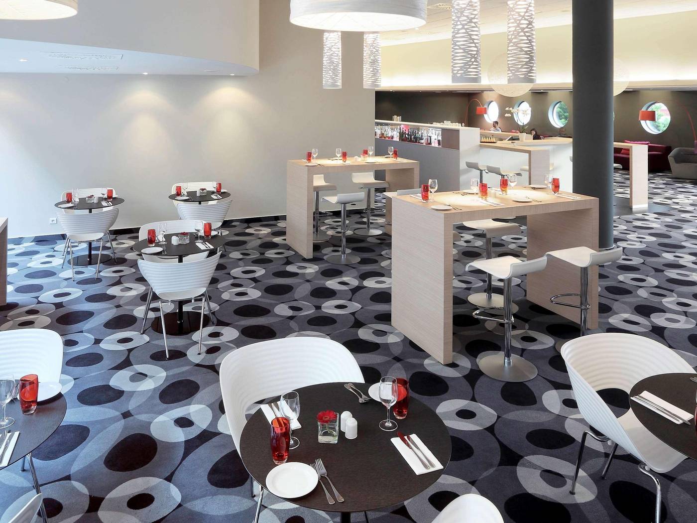 Novotel-Wenceslas-Square-Restaurant-14