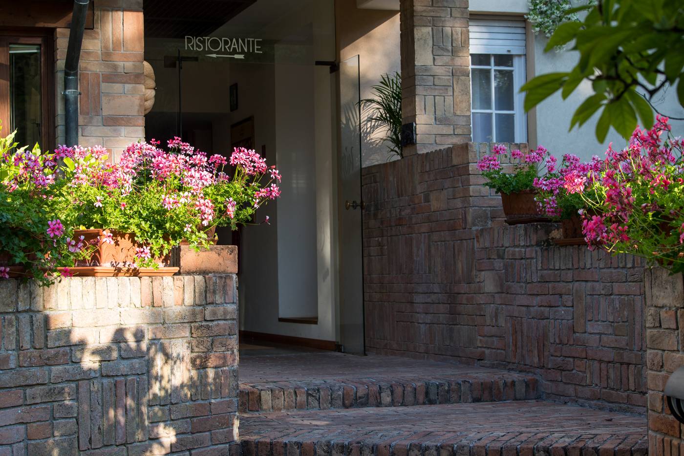 Villa-Mabapa-Restaurant-4