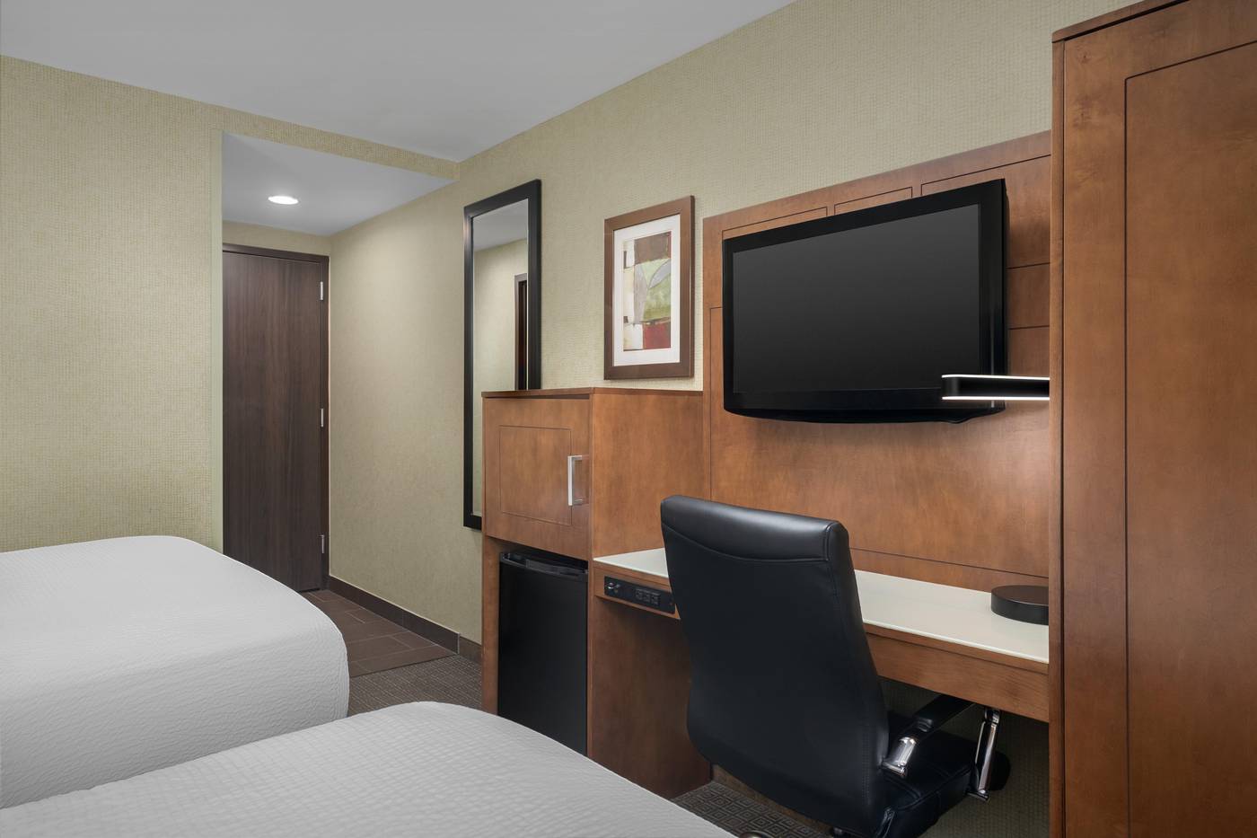 Holiday-Inn-Express-Manhattan-Midtown-West-Room-3