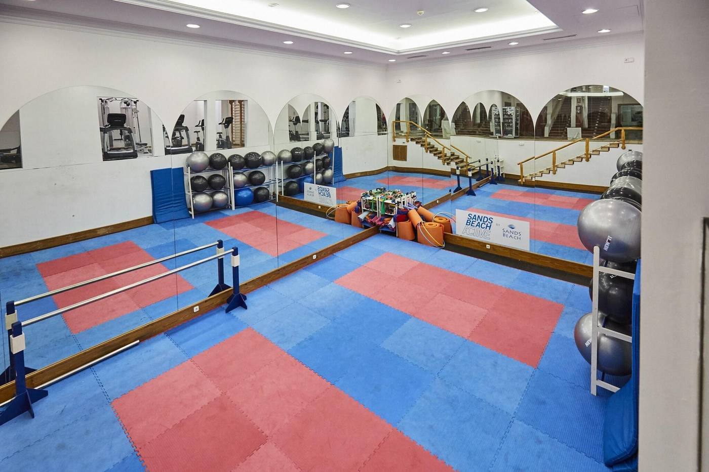 Sands-Beach-Resort-Sports-and-Entertainment-50