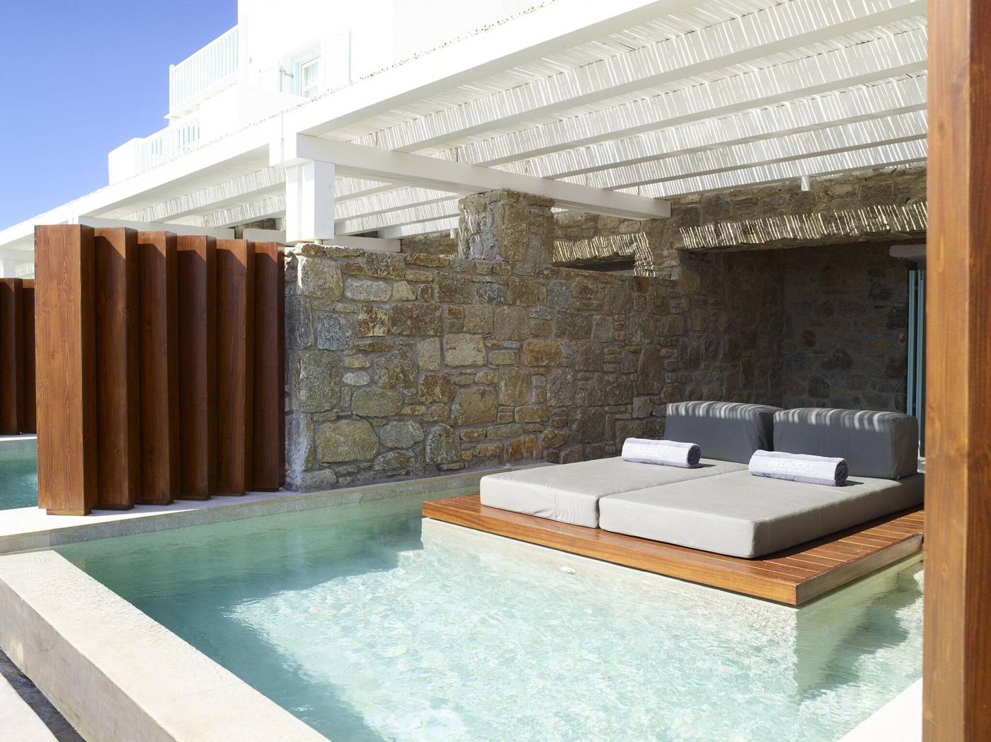 Bill---Coo-Suites-and-Lounge-Room-5