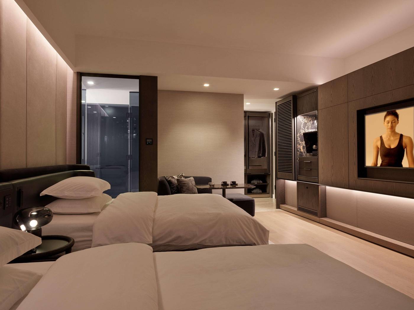 Equinox-Hotel-Hudson-Yards-New-York-Room-33