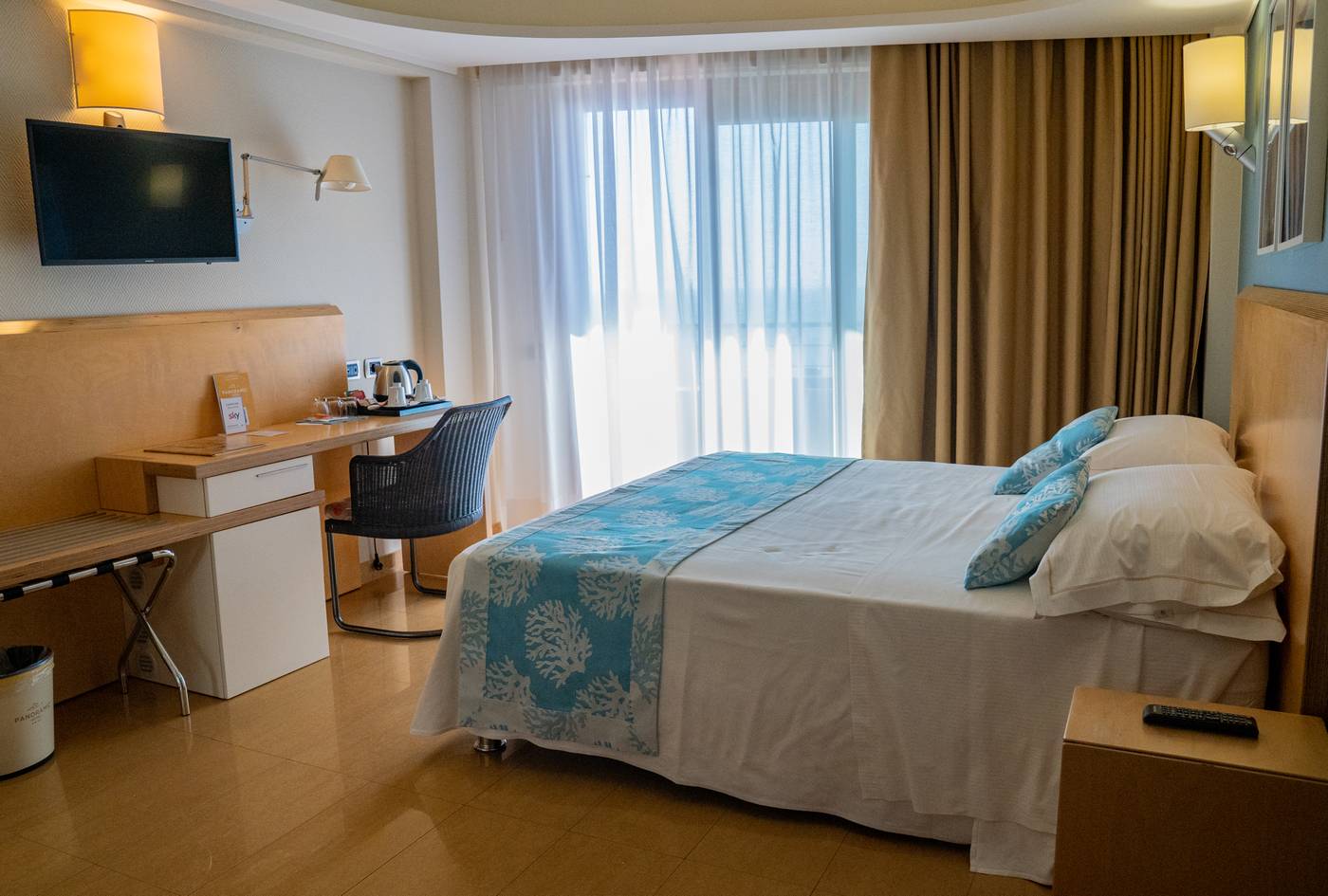 Panoramic-Hotel-Taormina-Room-10