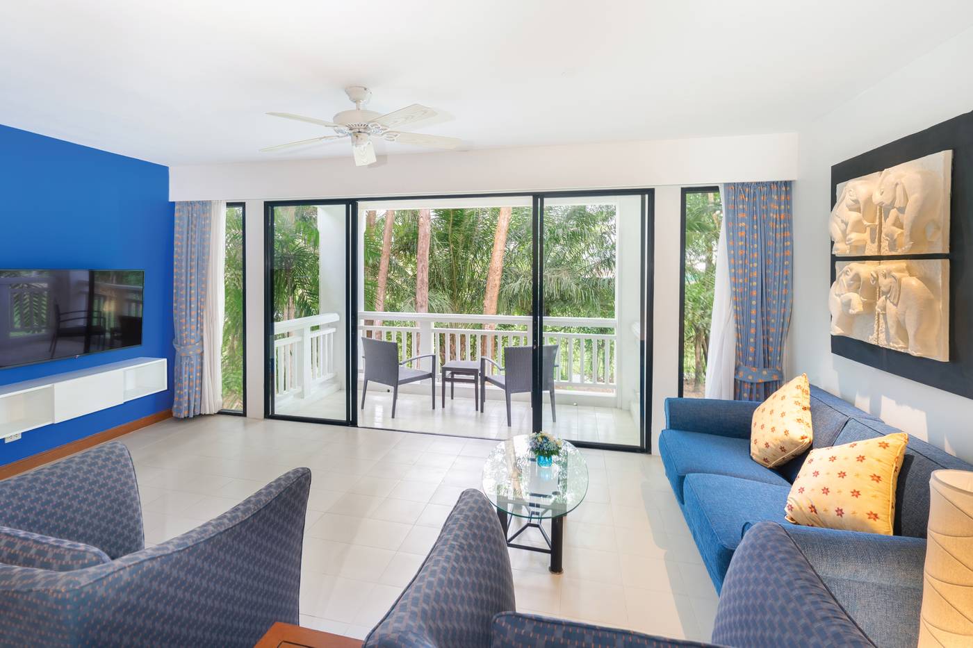 HOMM-Suites-Laguna---a-brand-of-Banyan-Group-Room-36