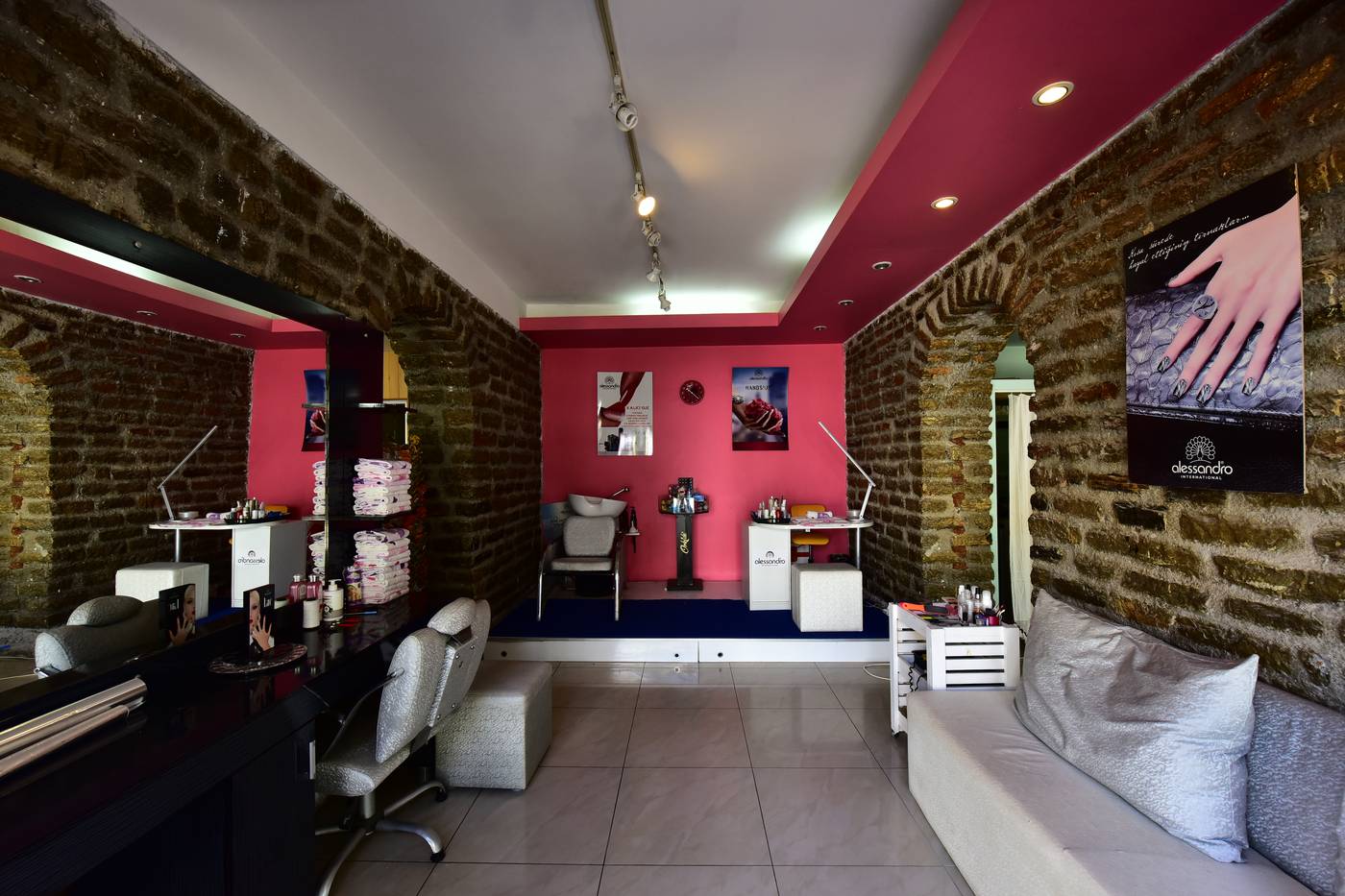 Parkim-Ayaz-Hotel-Sports-and-Entertainment-46