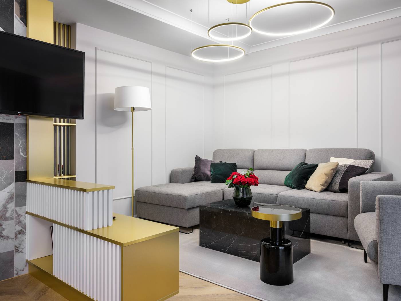 Hotel-Golden-Queen-Room-3