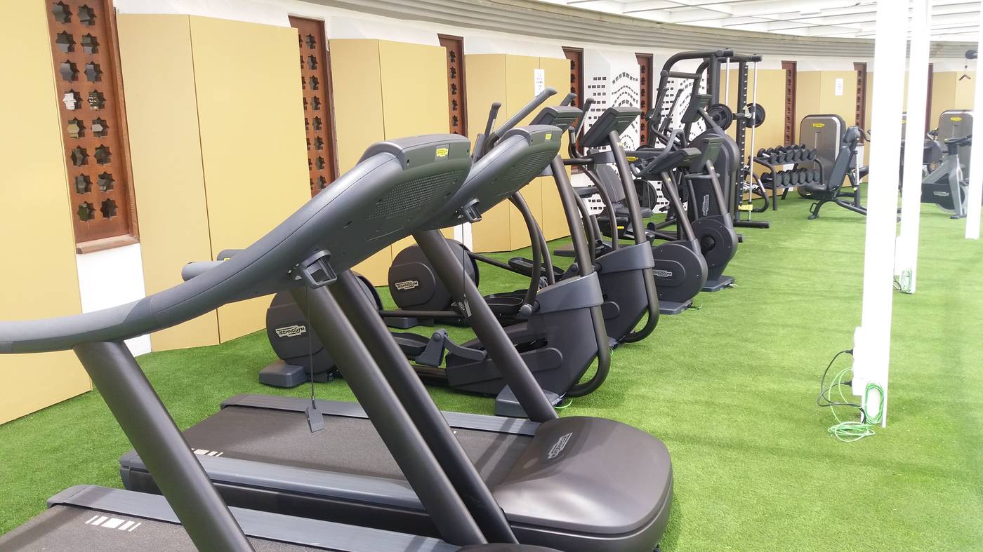 HL-Suitehotel-Playa-del-Ingles---Adults-Only-Sports-and-Entertainment-33