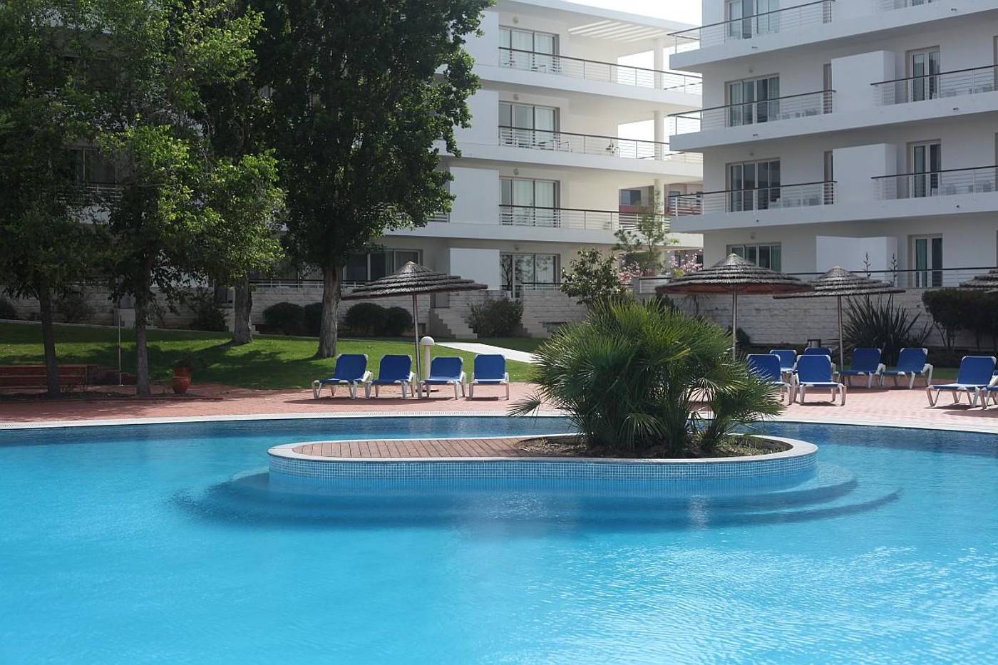 Marina-Club-II--Pool-8