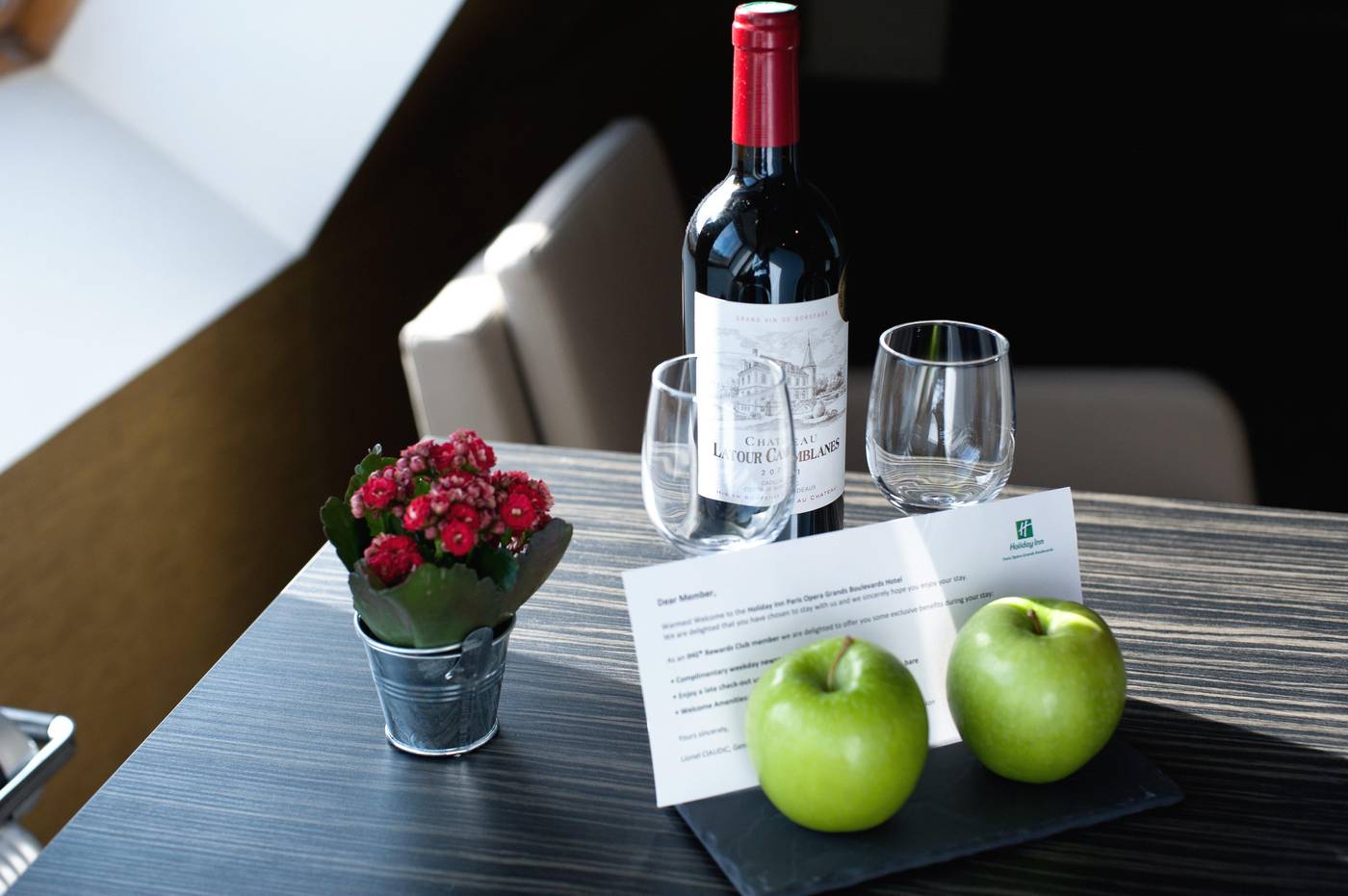 Holiday-Inn-Paris-Opera---Grands-Boulevards-Lobby-25