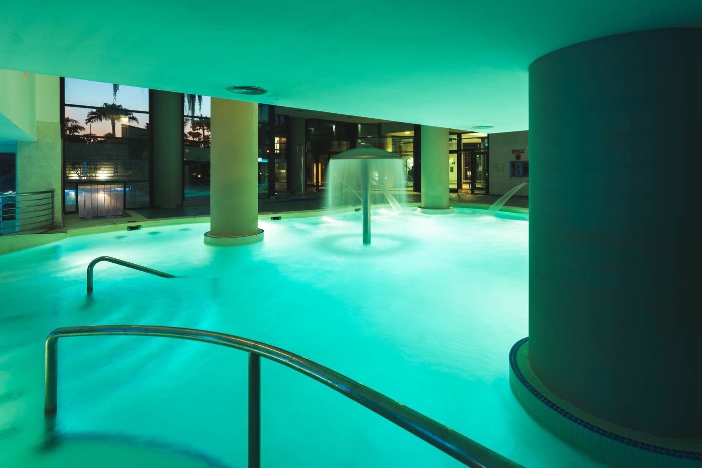 Deloix-Aqua-Center-Hotel-Pool-73