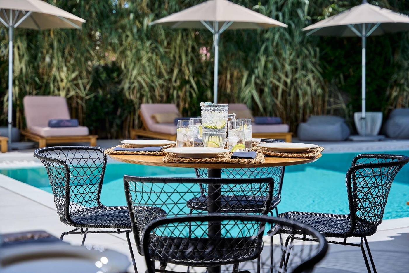 Adorno-Suites-Mykonos-Restaurant-15