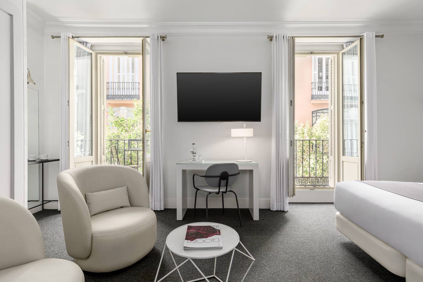 Room-Mate-Mario-Room-9