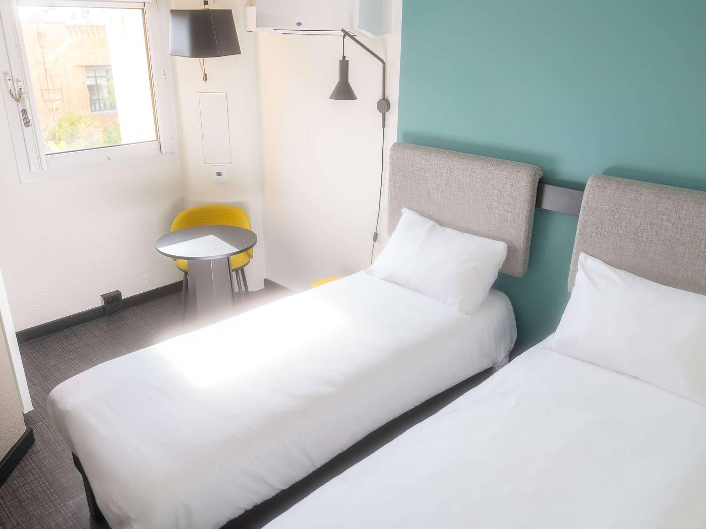 ibis-Nice-Centre-Gare-Room-30