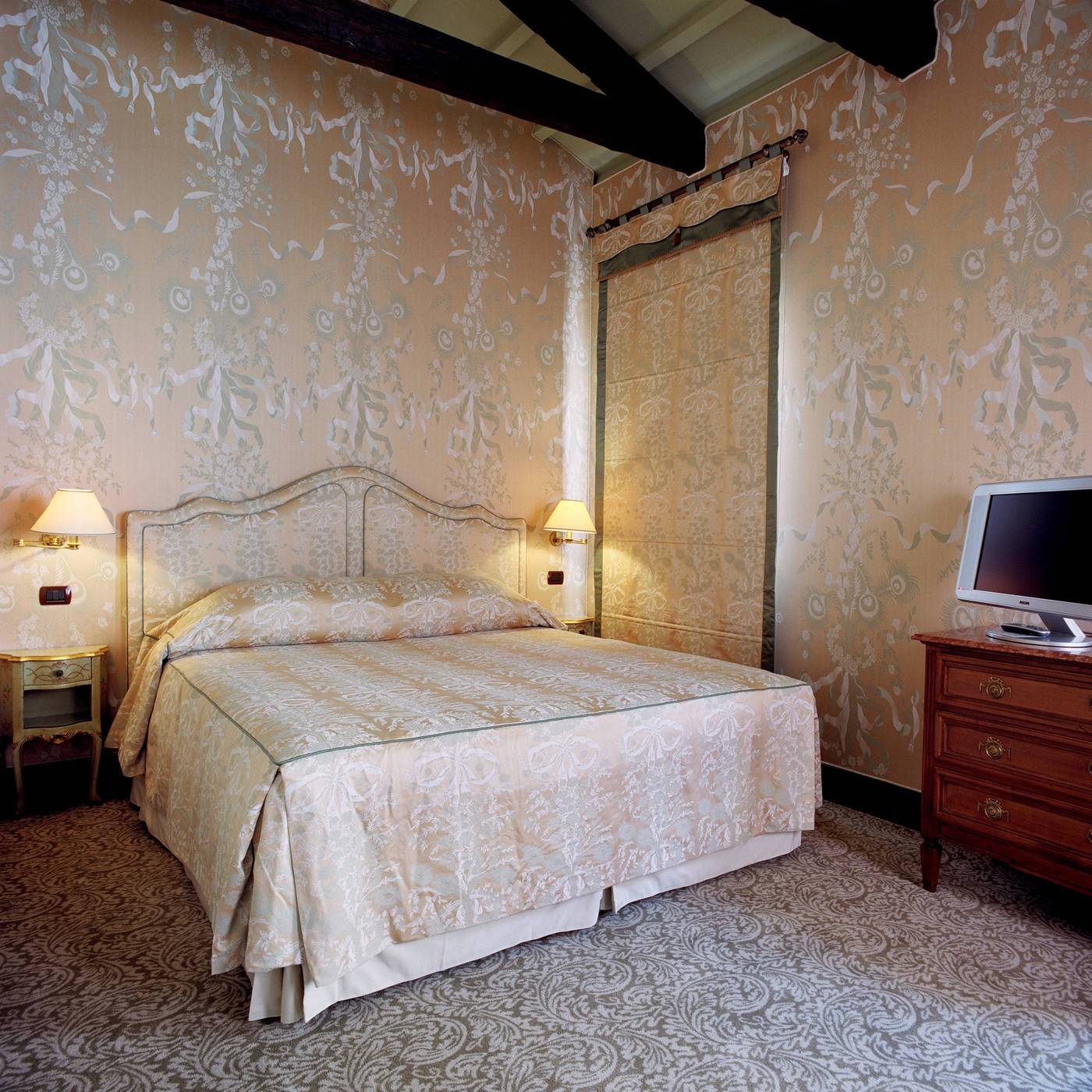 Bauer-Casanova-Room-3