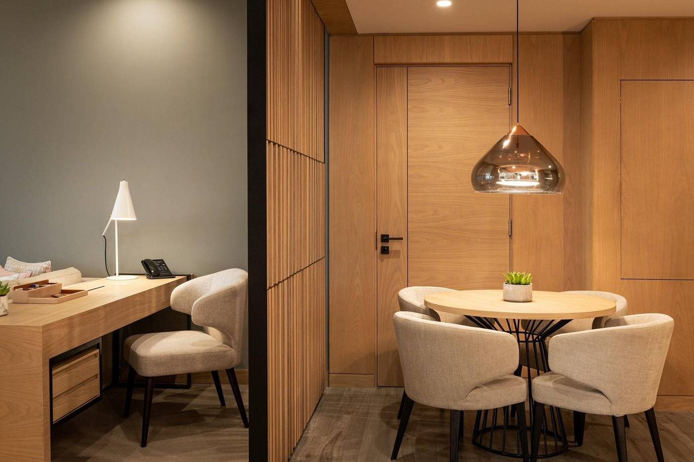 Le-Royal-Meridien-Beach-Resort-and-Spa-Room-43