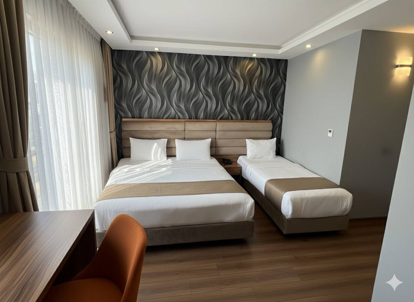 King-City-Hotel-Room-10