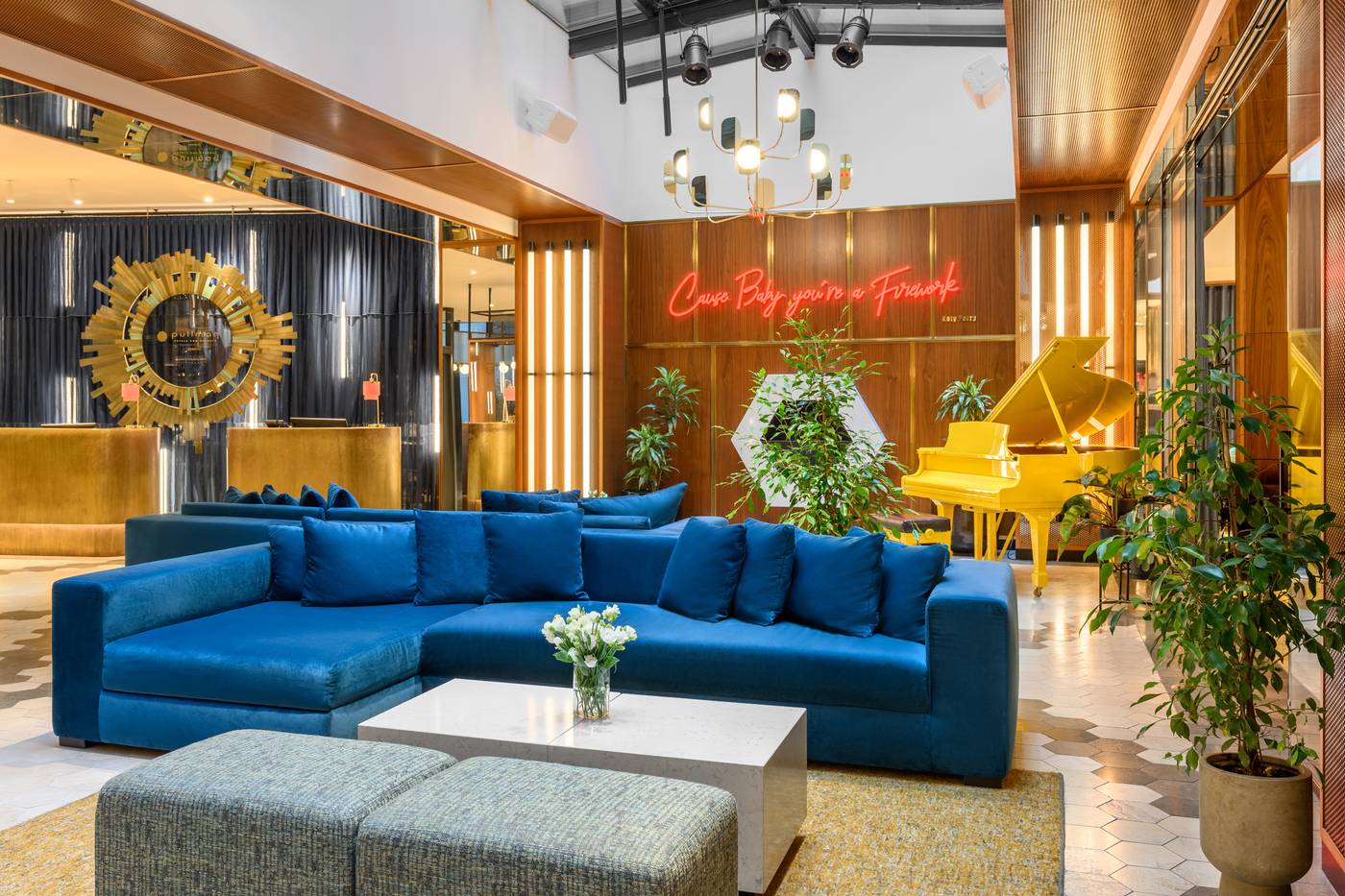 Pullman-Budapest-Lobby-19