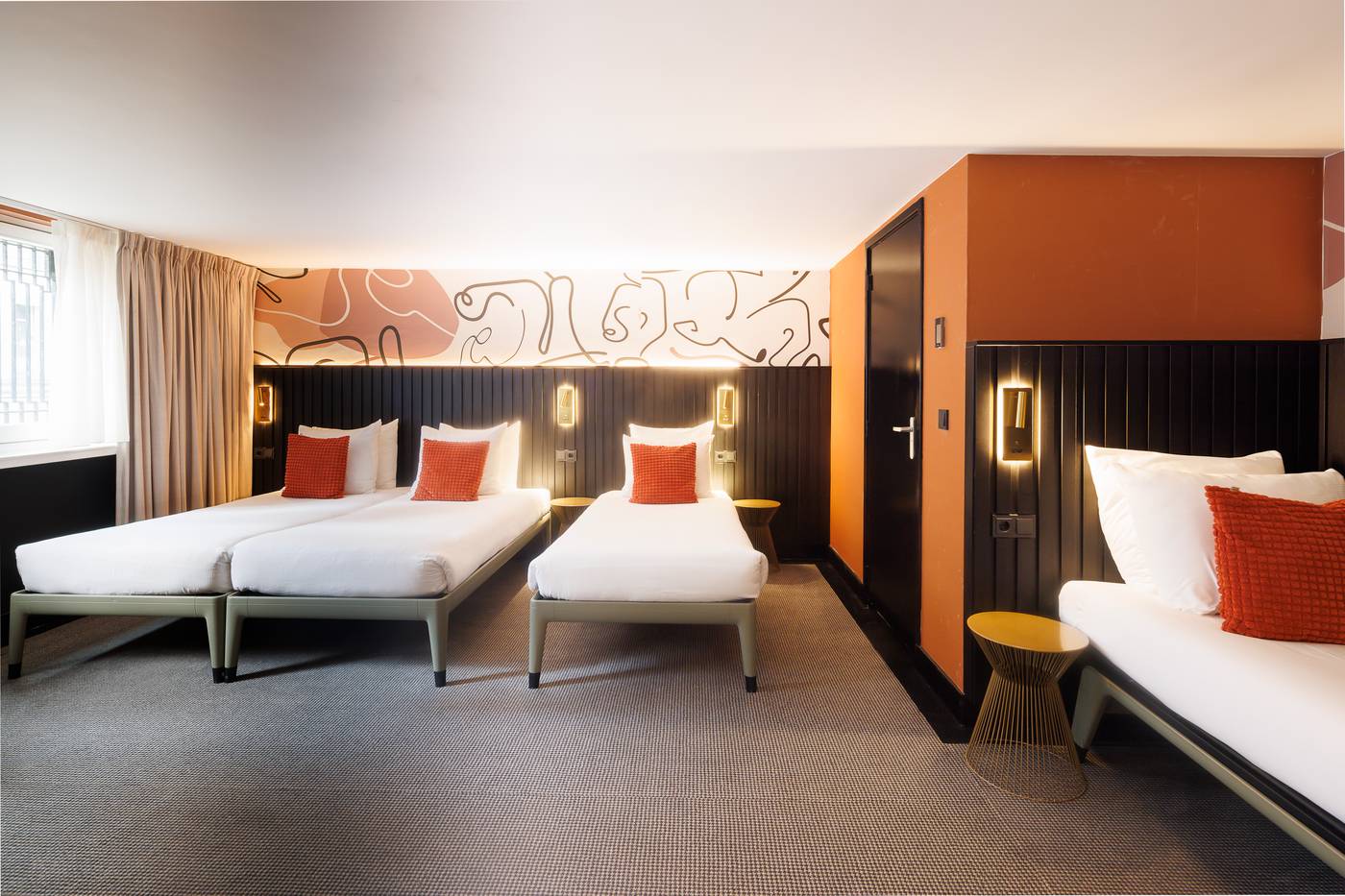 Huygens-Place-Room-35