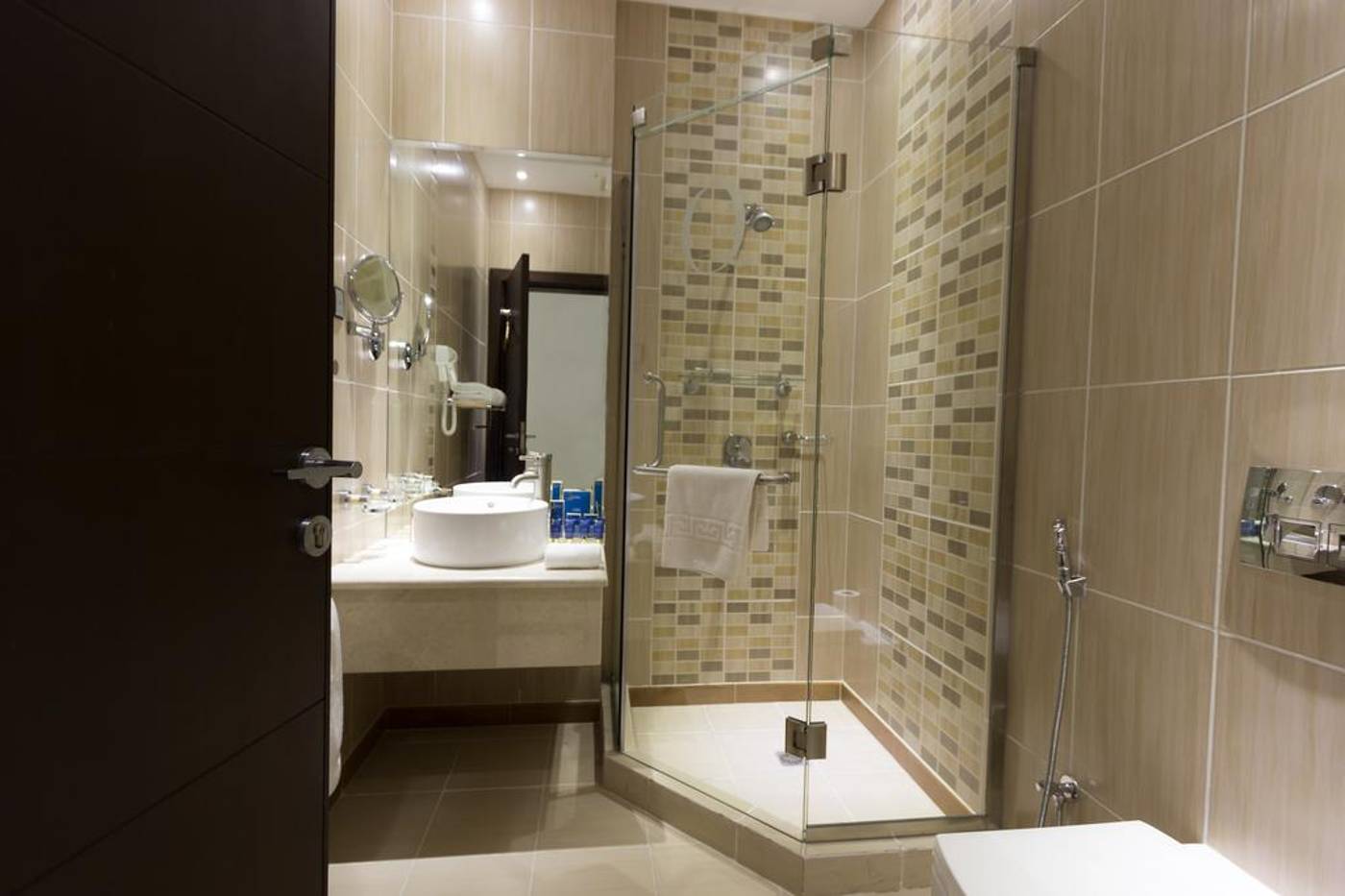 Q Suites Jeddah by EWA-Saudi Arabia-Jeddah-Room-10