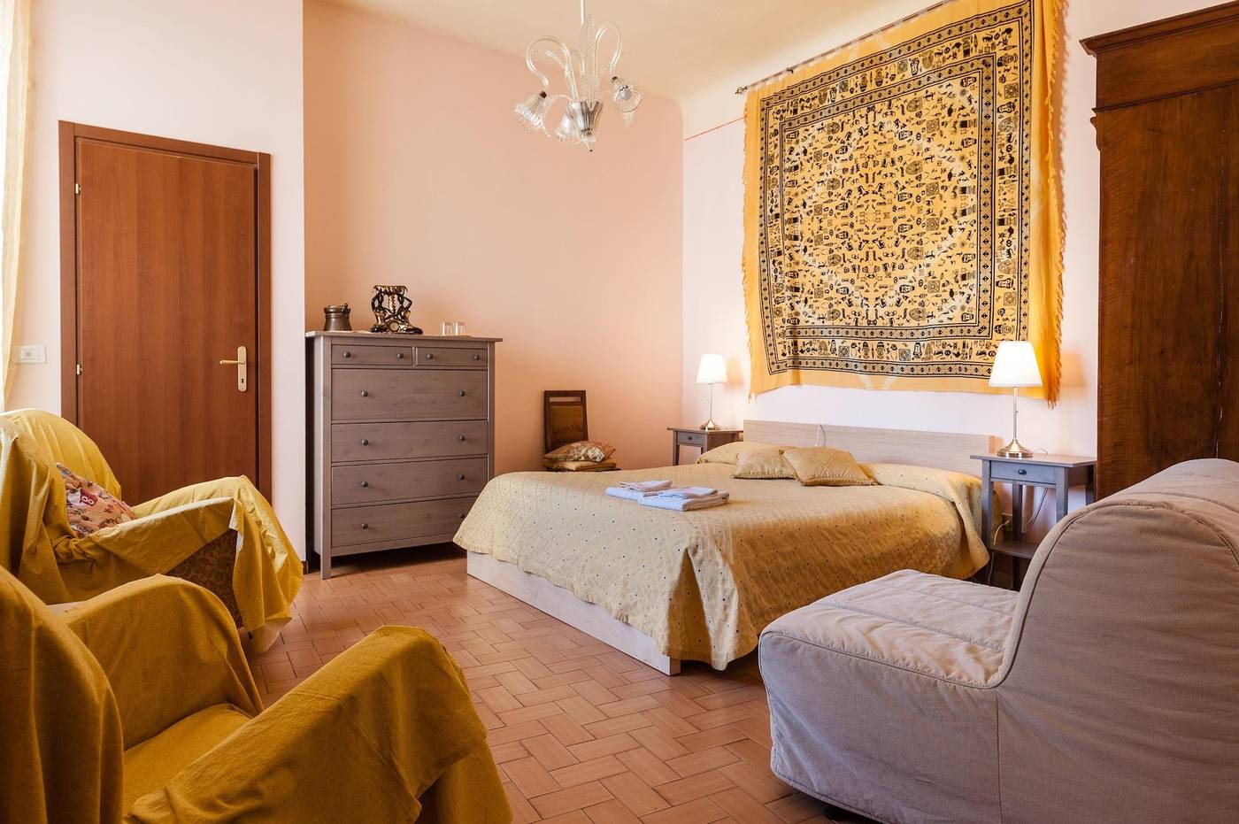 La-Gemma-Di-Elena-Room-13