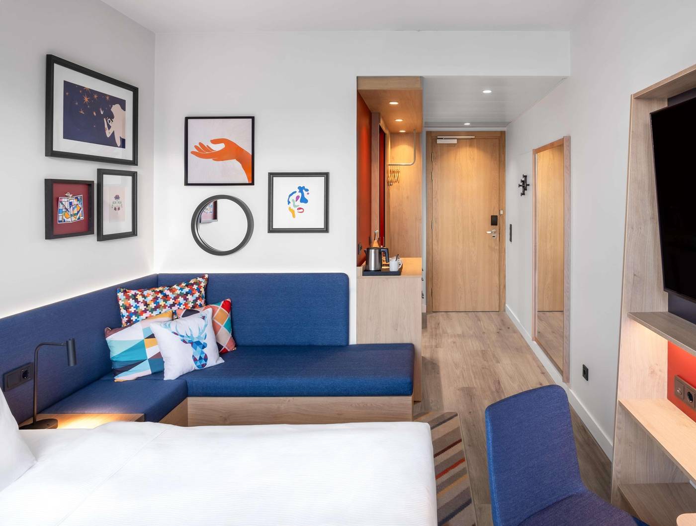 Hampton-By-Hilton-Tallinn-Room-9