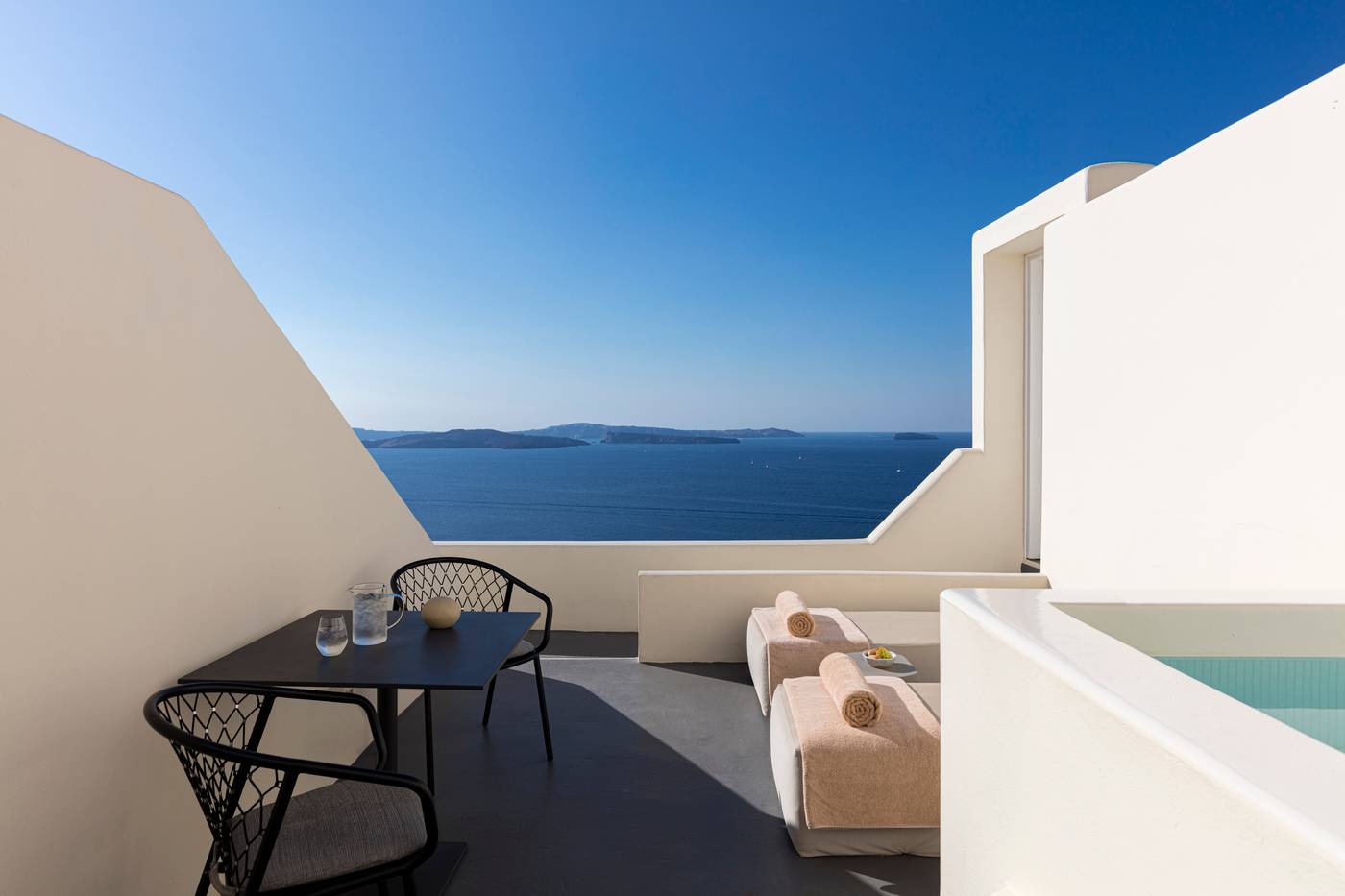 Canaves-Oia-Suites---Adults-Only-Room-69