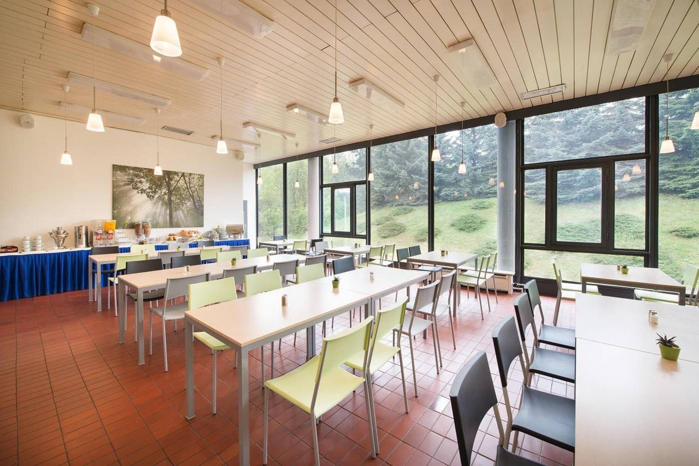 Energe-Restaurant-15